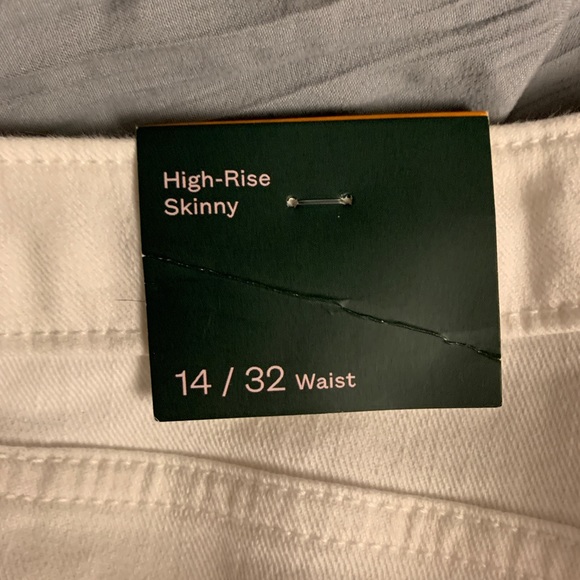 Wild Fable White Jeans - Picture 4 of 5